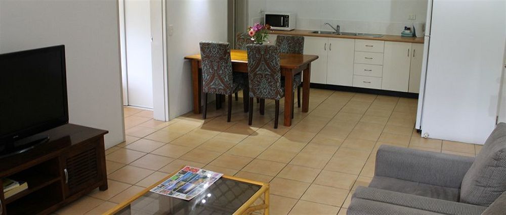 Cairns Reef Apartments & Motel Bagian luar foto