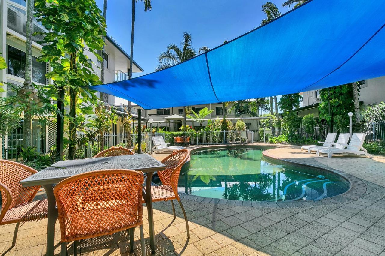 Cairns Reef Apartments & Motel Bagian luar foto