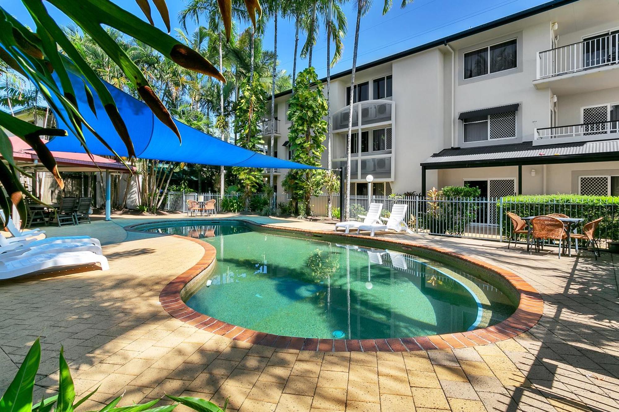 Cairns Reef Apartments & Motel Bagian luar foto