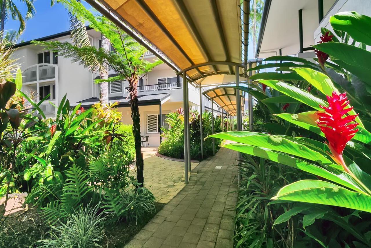 Cairns Reef Apartments & Motel Bagian luar foto