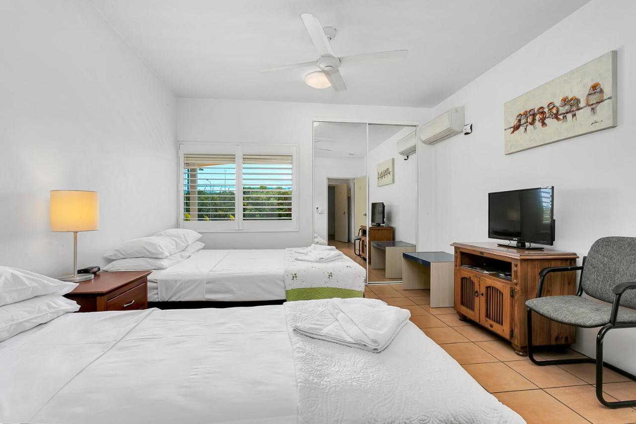 Cairns Reef Apartments & Motel Bagian luar foto