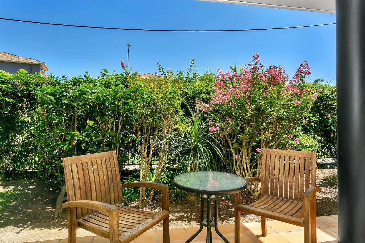 Cairns Reef Apartments & Motel Bagian luar foto