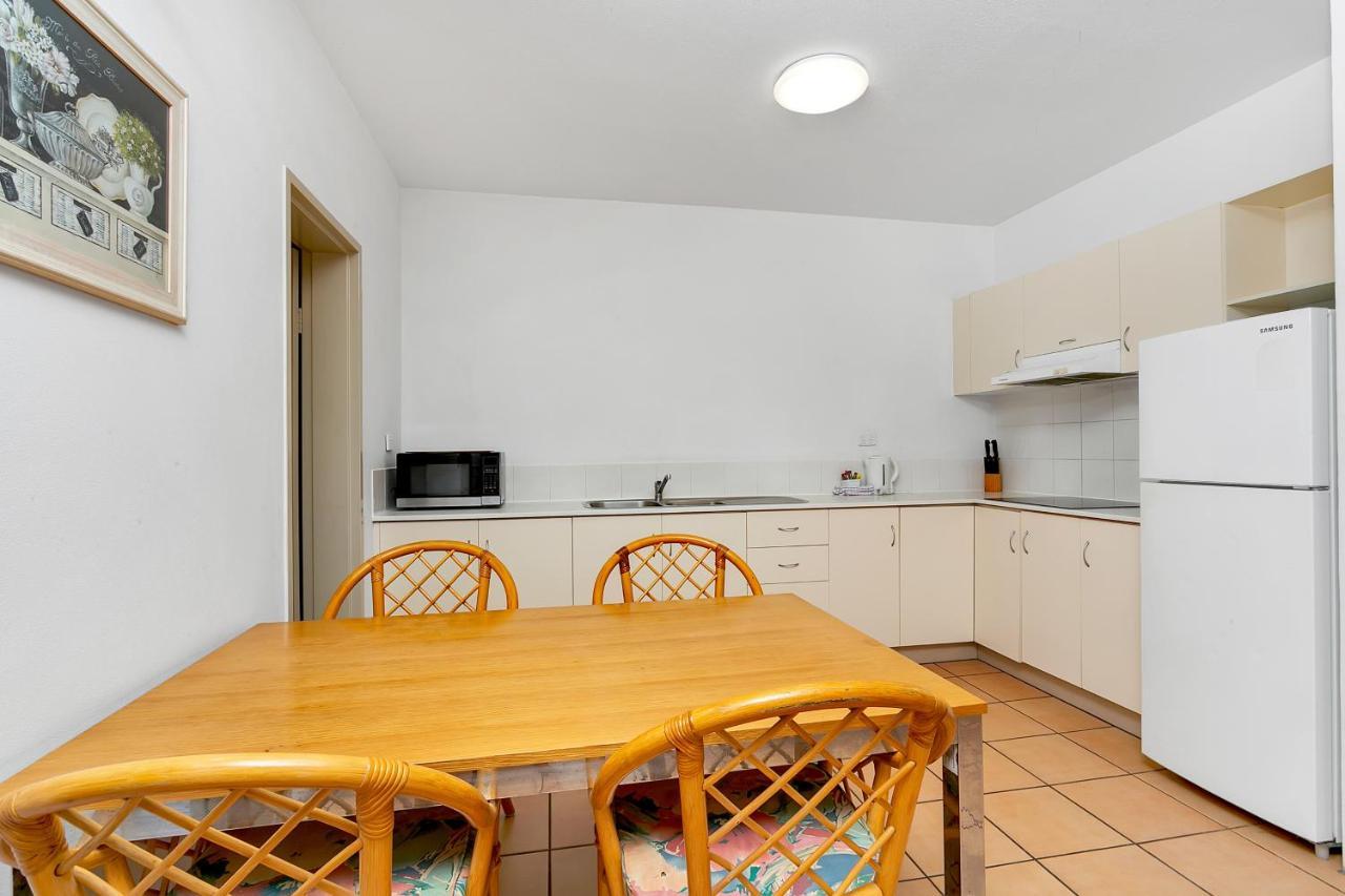 Cairns Reef Apartments & Motel Bagian luar foto