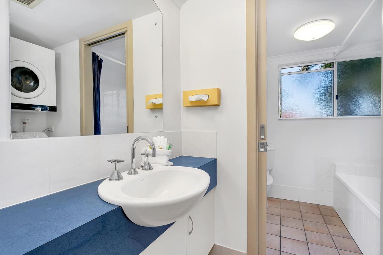 Cairns Reef Apartments & Motel Bagian luar foto