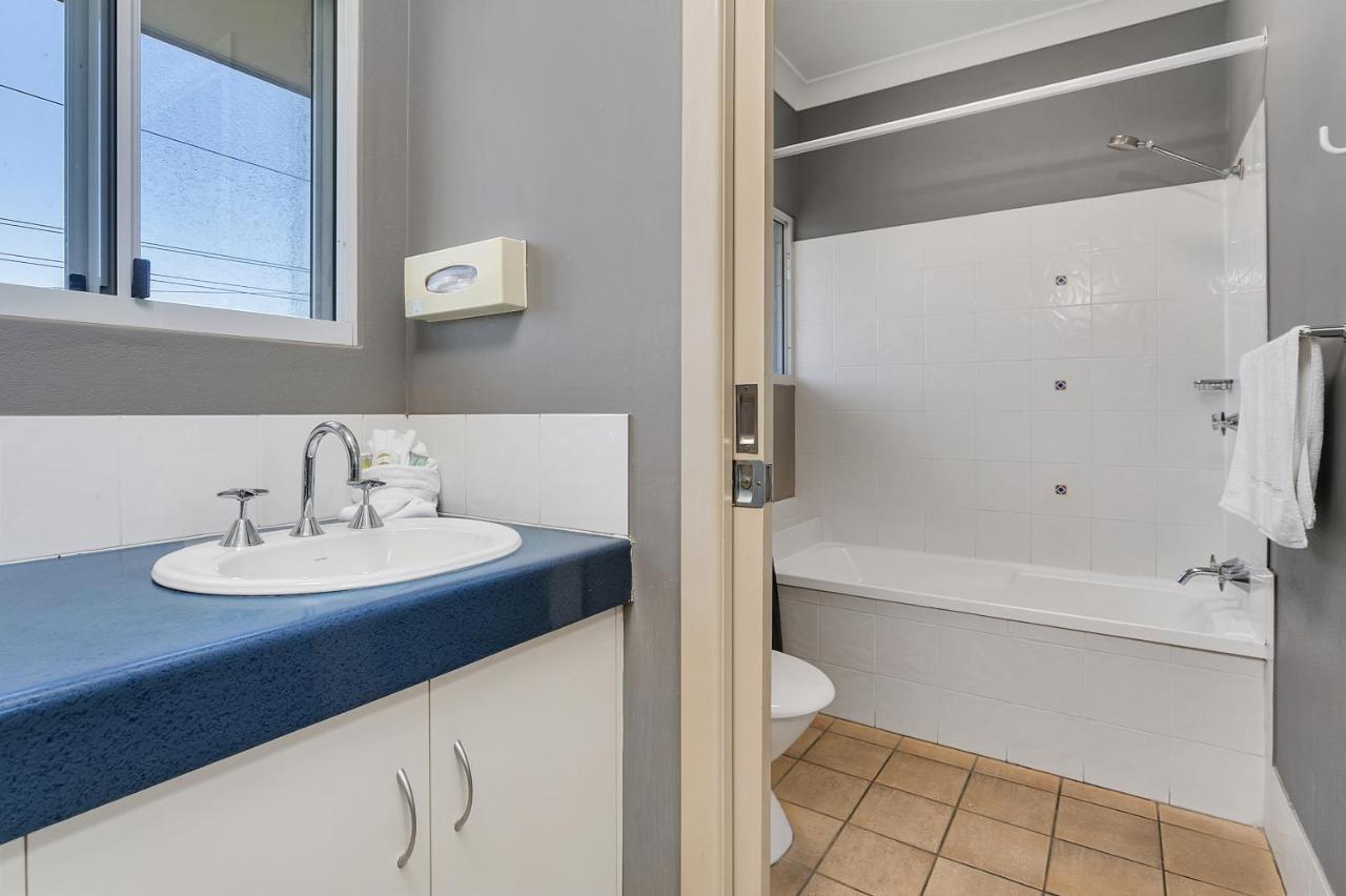 Cairns Reef Apartments & Motel Bagian luar foto
