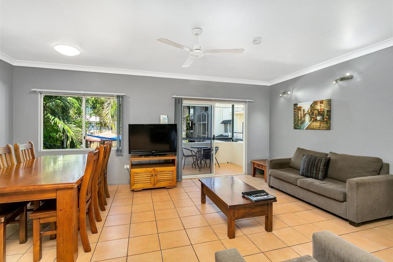 Cairns Reef Apartments & Motel Bagian luar foto