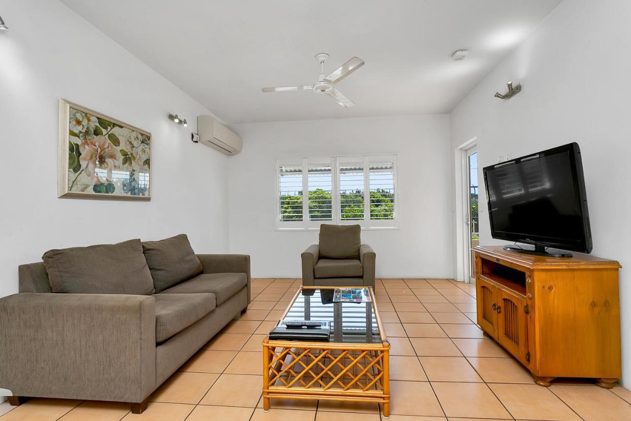 Cairns Reef Apartments & Motel Bagian luar foto